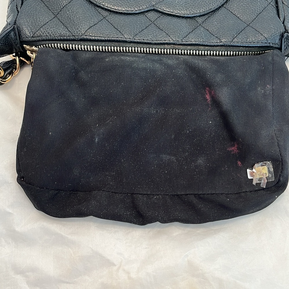 CHANEL Caviar Timeless Pochette - Picture 4 of 16